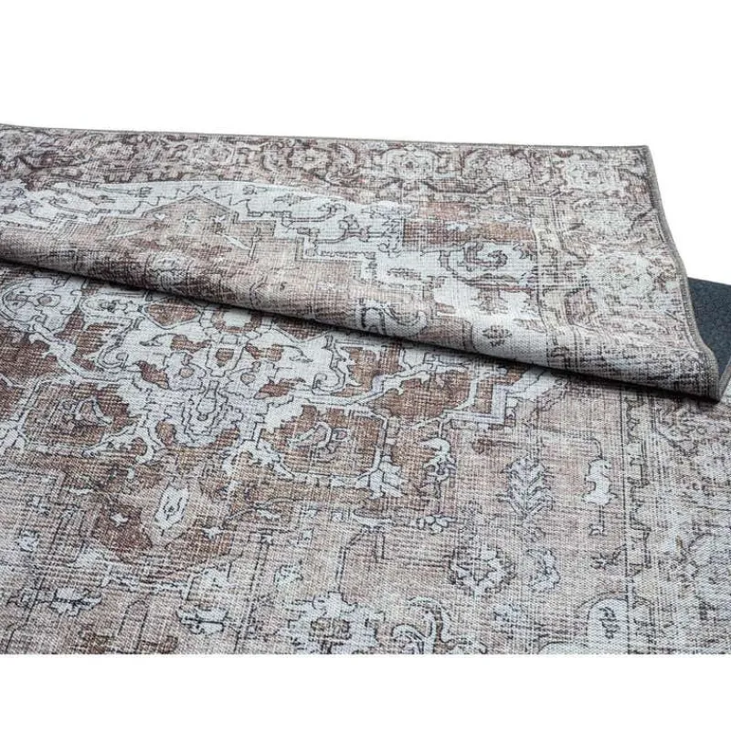 5 x 7 ft Rug