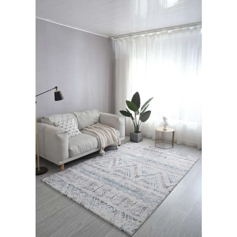 5 x 7 ft Rug