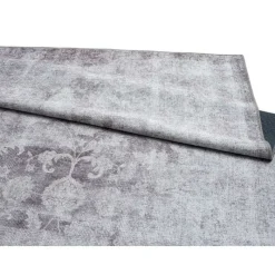 6 x 9 ft Rug