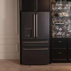GE Café CAFE 27.8 Cu Ft 36 In Refrigerator Bottom Freezer, French door - CVE28DP3ND1
