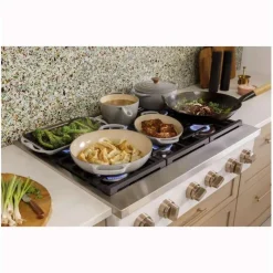 GE Café CAFE Cooktop Gas 36