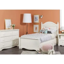 Meubles South Shore Changing Table/Dresser - South Shore