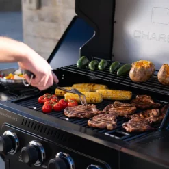 CHARBROIL Propane Gas Grill with 4 Burners - 41 000 BTU