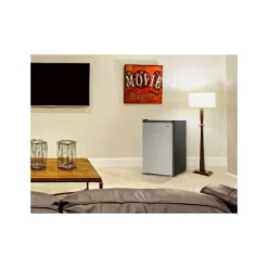 Danby 4,5 Cu Ft Refrigerator Compact - DCR045B1BSLDB