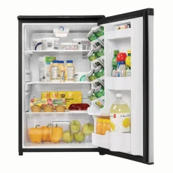 Danby 4,4 Cu Ft Refrigerator Compact - DAR044A4BSLD