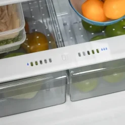 Danby 24 in 11 Cu ft Refrigerator Top Freezer - DFF116B2WDBL