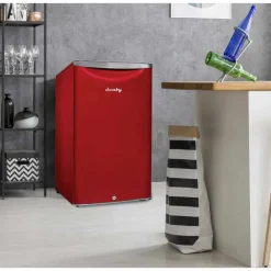 Danby 21 In 4,4 pi3 Refrigerator Compact - DAR044A6LDB