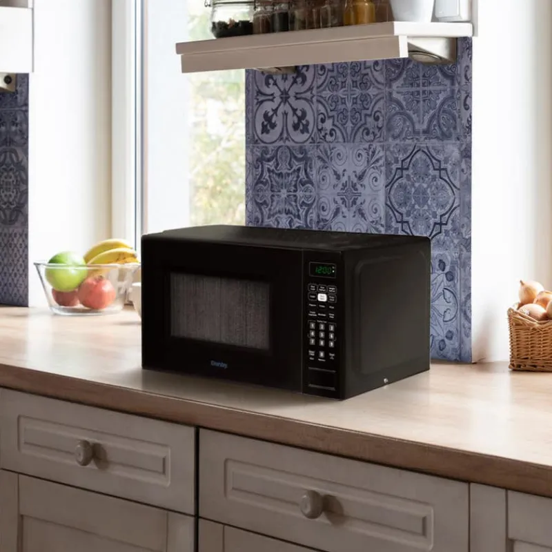 Danby Microwave 700 17" DBMW0721BBB