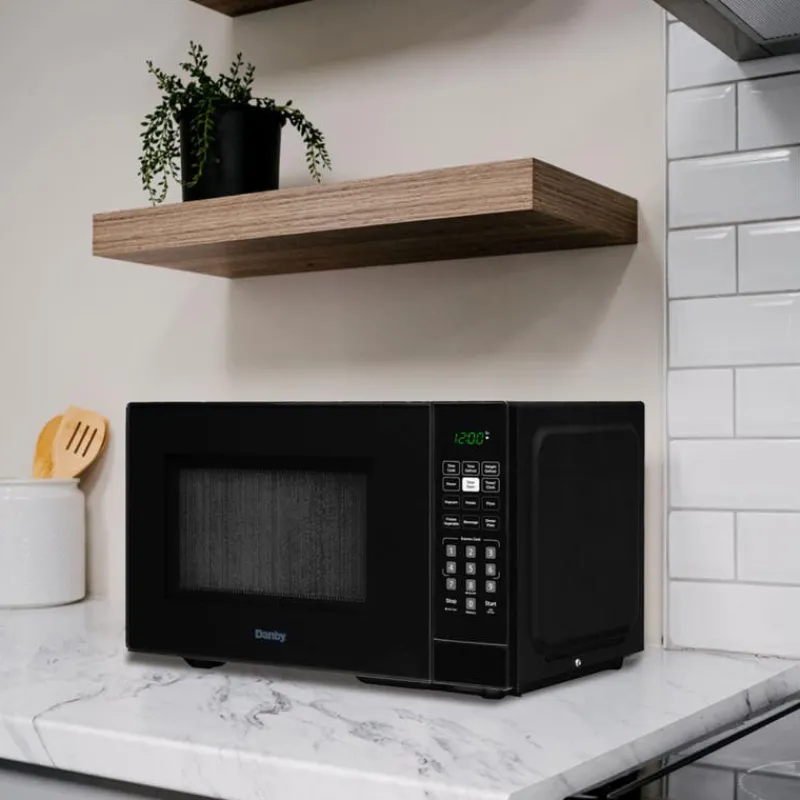 Danby Microwave 900 19" DBMW0921BBB