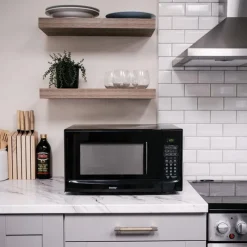 Danby Microwave 999 22" DDMW01440BG1