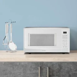 Danby Microwave 1000 22" DDMW01440WG1