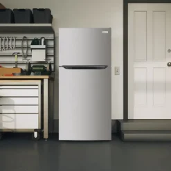 Frigidaire 18 Cu Ft 30 In Refrigerator Top Freezer - FRTE1835AV