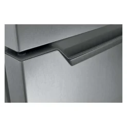 Frigidaire 24 in 10,1 ft cu refrigerator Top Freezer - FFET1022UV