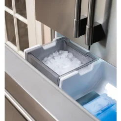 Frigidaire Professional 23 Cu Ft 36 In Refrigerator Bottom Freezer, French door - PRFG2383AF