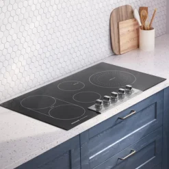 Frigidaire Professional Cooktop Glass-Ceramic 36"     - PCCE3680AF
