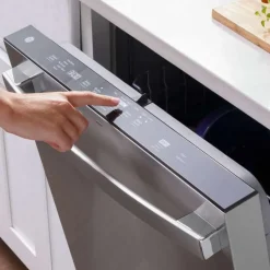 GE Appliances GE Dishwasher Built-In 24" 50dB - GDT635HSRSS