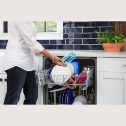 GE Appliances GE Dishwasher Built-In 24