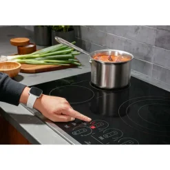 GE Profile Cooktop Glass-Ceramic 30" Electric    - PEP7030DTBB