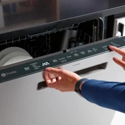GE Profile Dishwasher Built-In 23.75" 44dB - PDP715SYVFS