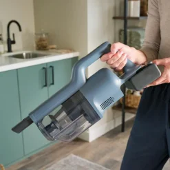 Frigidaire 2-in-1 Wet & Dry Vacuum
