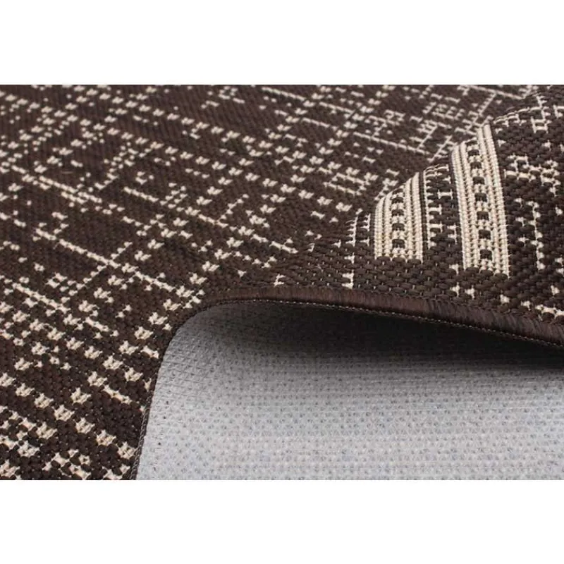 Indoor or Outdoor Rug - 4 x 6