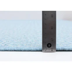 Indoor or Outdoor Rug - 5 x 7