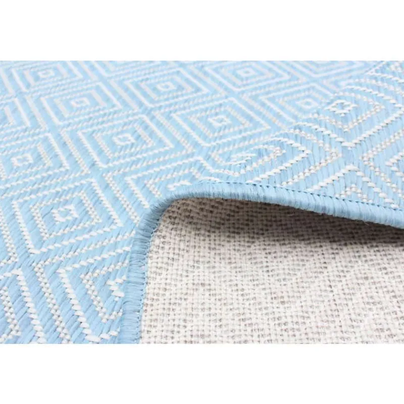 Indoor or Outdoor Rug - 5 x 7