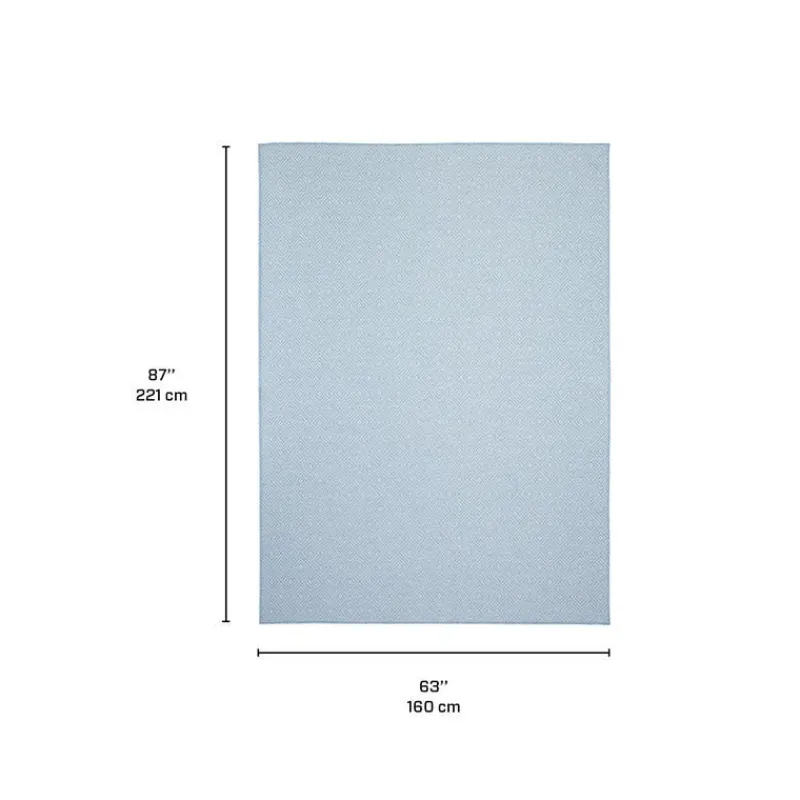 Indoor or Outdoor Rug - 5 x 7