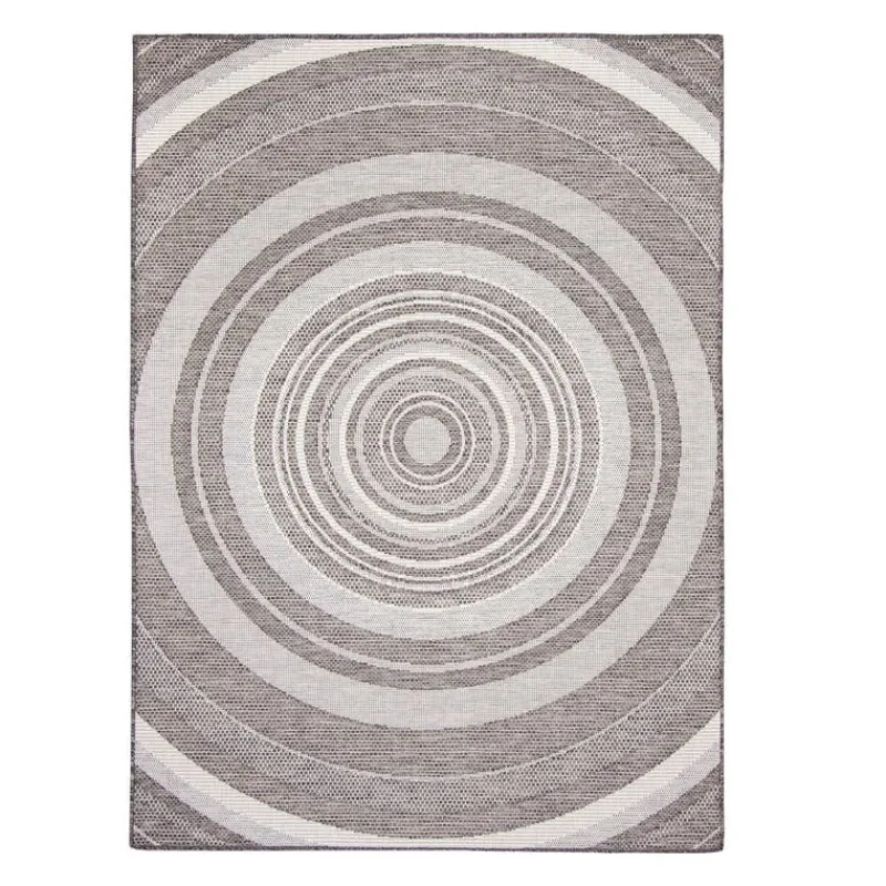 Indoor or Outdoor Rug - 5 x 7