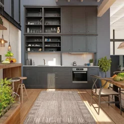 Indoor or Outdoor Rug - 4 x 6