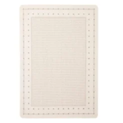 Indoor or Outdoor Rug - 4 x 6