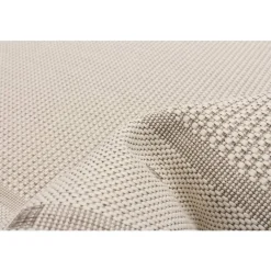 Indoor or Outdoor Rug - 4 x 6