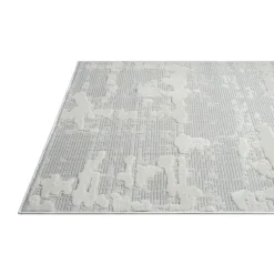 Indoor or Outdoor Rug - 8 x 10