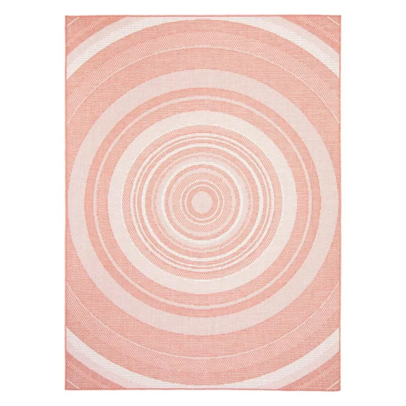 Indoor or Outdoor Rug - 7 x 10