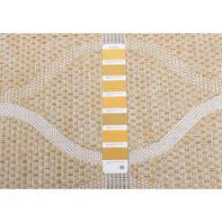 Indoor or Outdoor Rug - 7 x 10