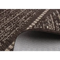 Indoor or Outdoor Rug - 4 x 6