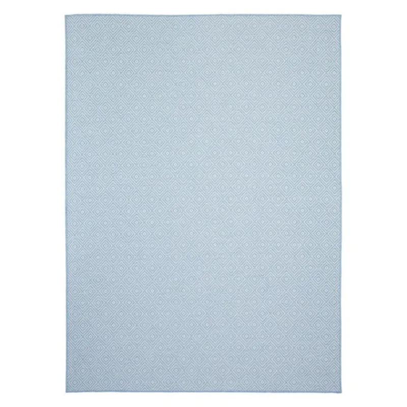 Indoor or Outdoor Rug - 7 x 10