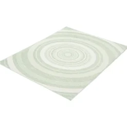 Indoor or Outdoor Rug - 7 x 10