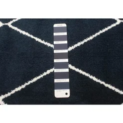 Indoor Rug - 7 x 10