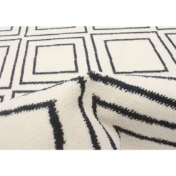 Indoor Rug - 7 x 10