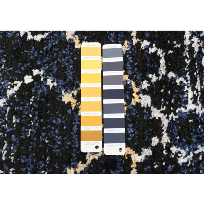 Indoor Rug - 7 x 10