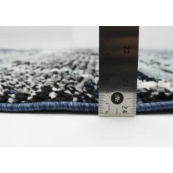 Indoor Rug - 7 x 10