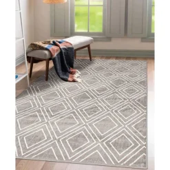 Indoor Rug - 8 x 10
