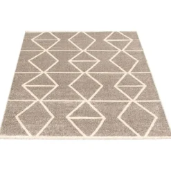 Indoor Rug - 8 x 10