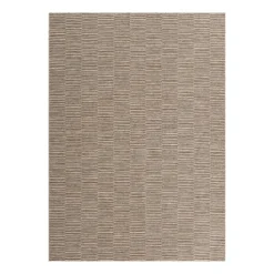 Indoor/Outdoor Rug - 5 x 7 ft