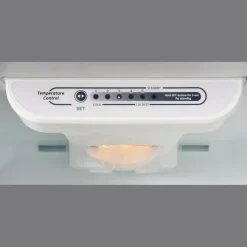 Moffat 18 Cu Ft 30 In Refrigerator Top Freezer - MTE18HTKRWW