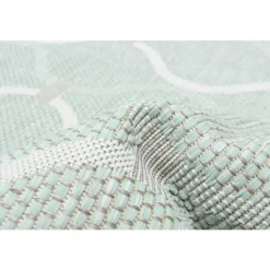 Outdoor 7 x 10 ft Rug