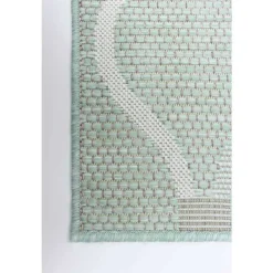 Outdoor 7 x 10 ft Rug