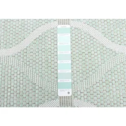 Outdoor 7 x 10 ft Rug