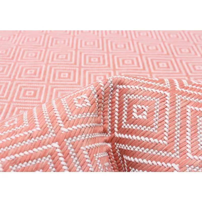 Outdoor 7 x 10 ft Rug